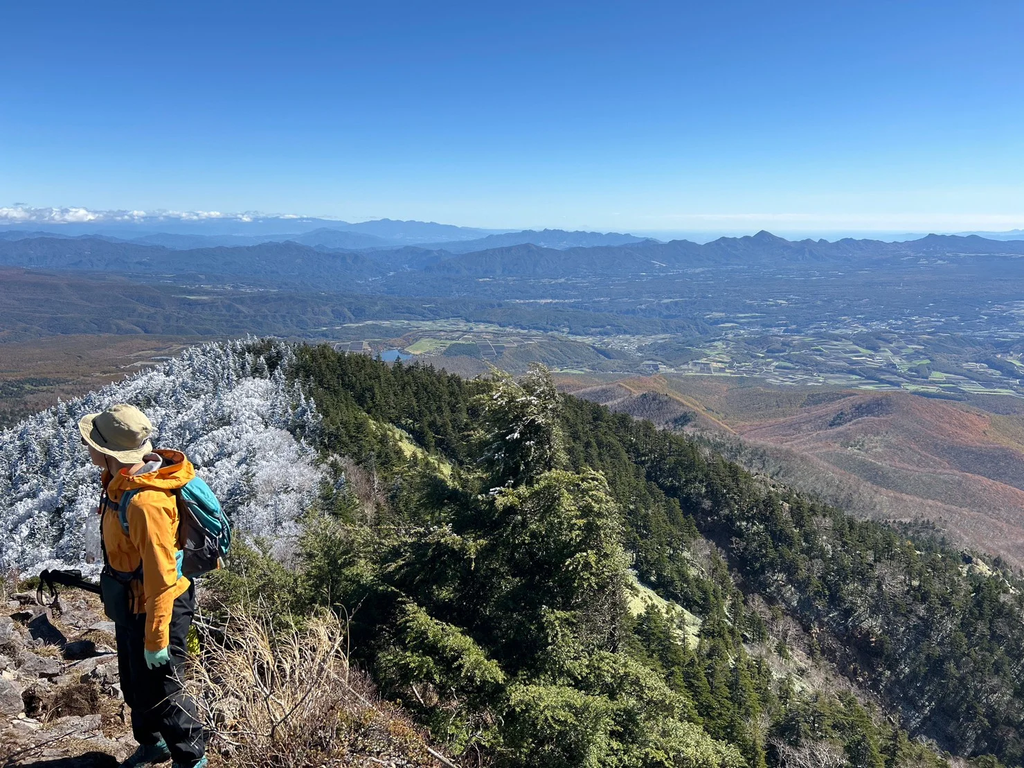 LINE_ALBUM_20231022Pal-Trek四阿山⛰️_240405_9